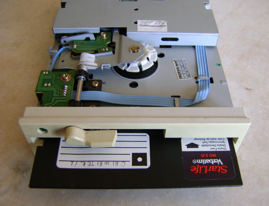 Floppy disk - съемный диск