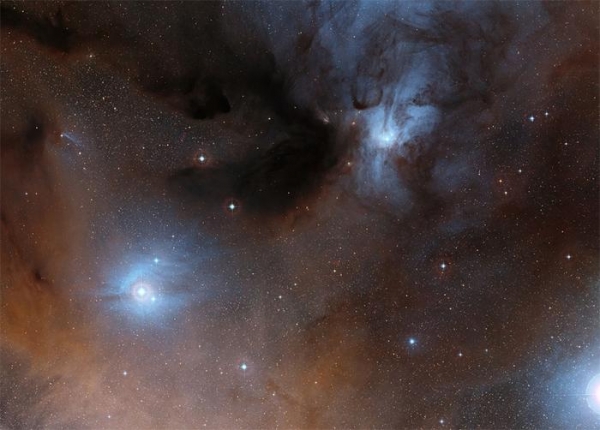 Обнаружены "кирпичики жизни" около новорождённых солнцеподобных звёзд